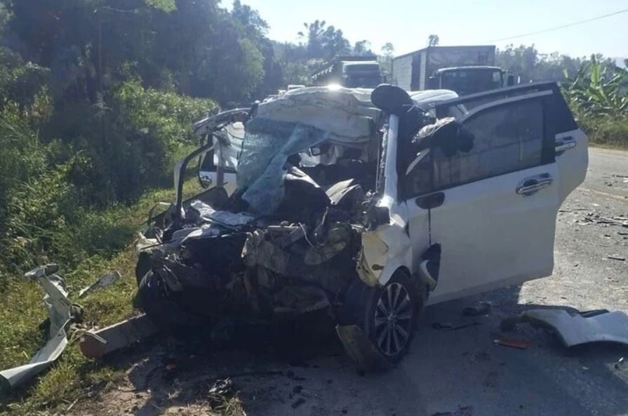 Danh tinh cac nan nhan vu tai nan 4 nguoi chet o Lang Son hinh anh