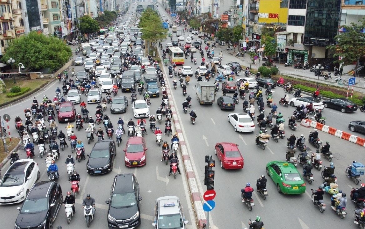 Ha Noi cam xe may xang vao 9 phuong theo khung gio tu 1/7/2026 hinh anh