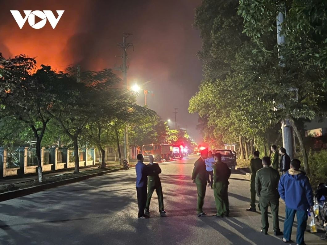 Chay cong ty bim anh 1