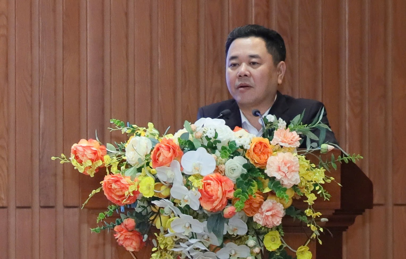 Pho thong doc Ngan hang Nha nuoc nhan them nhiem vu moi hinh anh