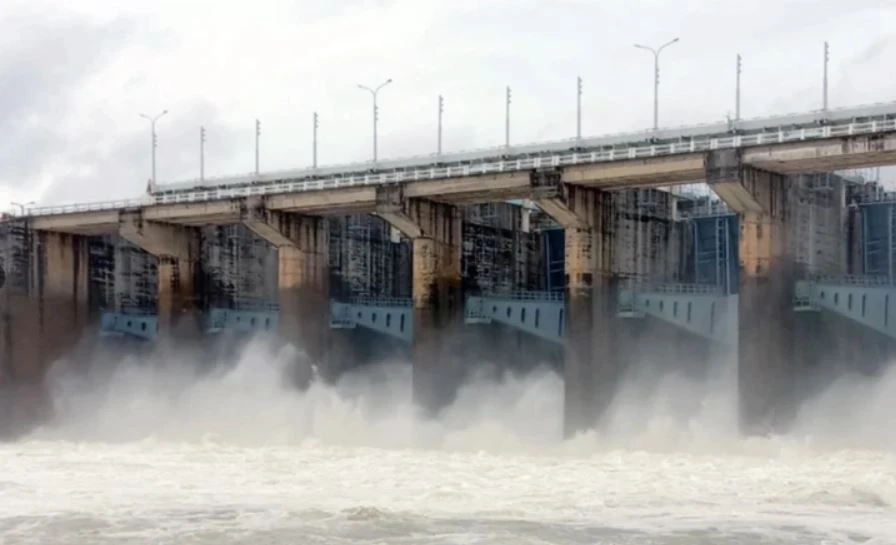 TP.HCM xa dieu tiet 5 ho lon truoc bao so 15 hinh anh