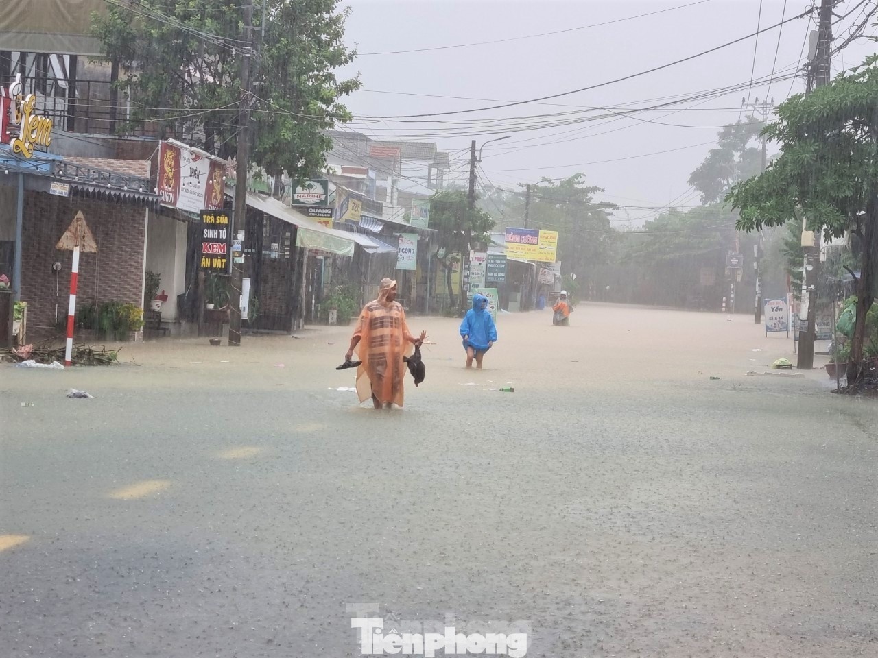 Thoi tiet mien Trung anh 1