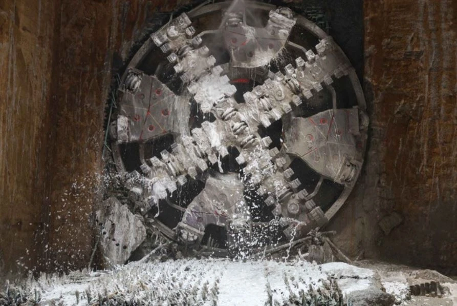 Robot 'Than Toc' hoan thanh 4 ga ngam metro Nhon - ga Ha Noi hinh anh