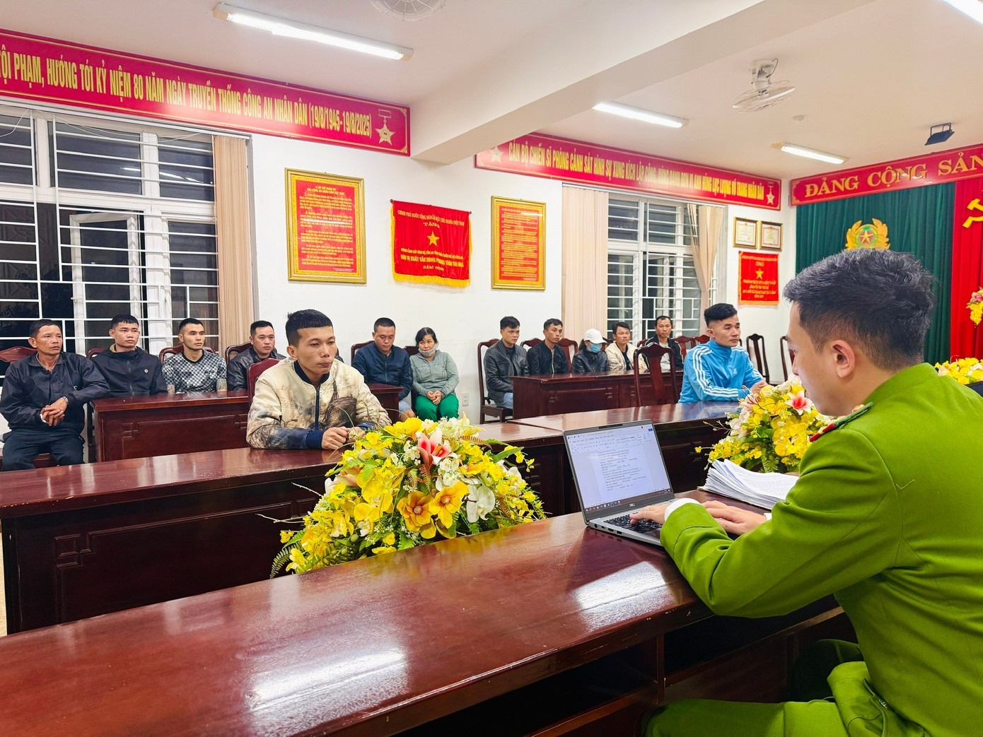 đánh bạc ảnh 3 danh bac anh 3