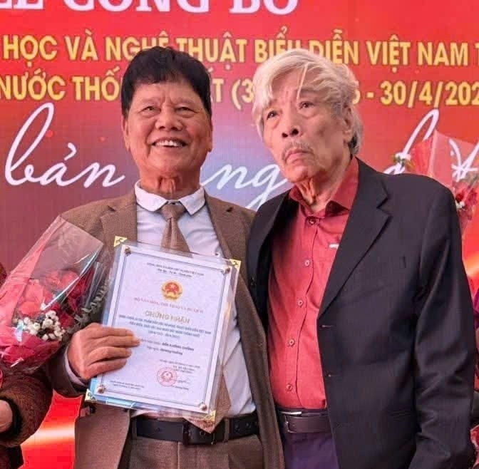 Noi buon chien tranh anh 2