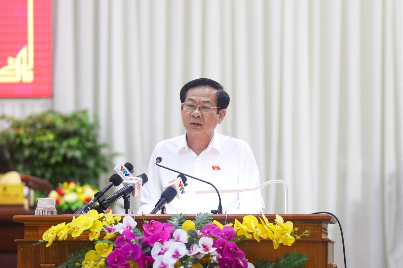 Hon 4.000 can bo duoc biet phai, luan chuyen ve cap xa tren ca nuoc hinh anh