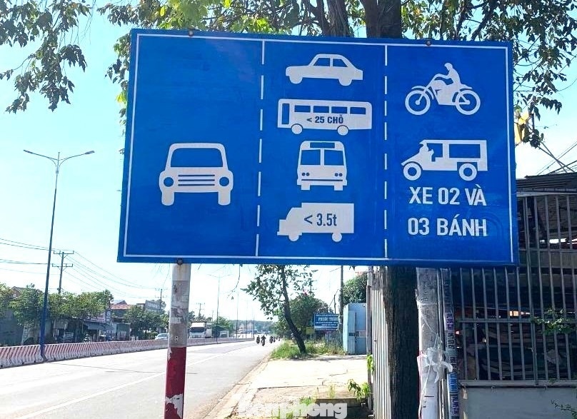 Nhieu tuyen duong o TP.HCM thi diem phan lai lan xe, tai xe can luu y hinh anh