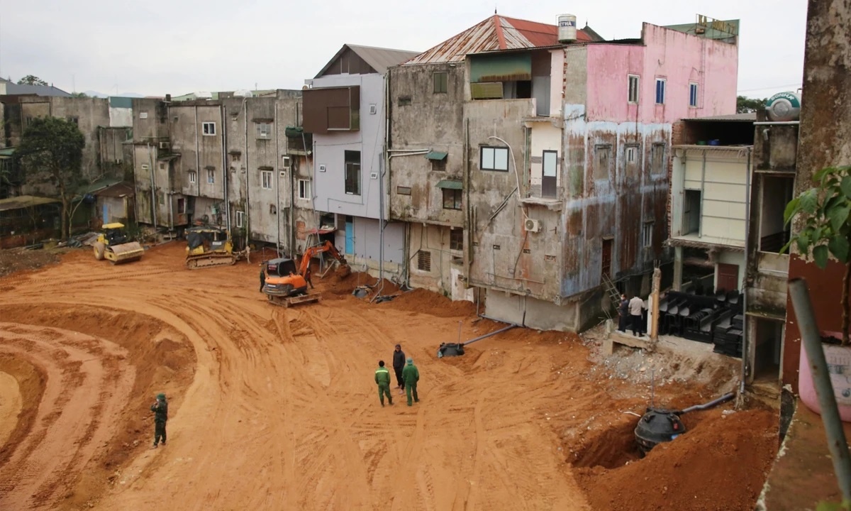 Ho tro Quang Tri 8 ty dong khac phuc sat lo tai Khe Sanh hinh anh