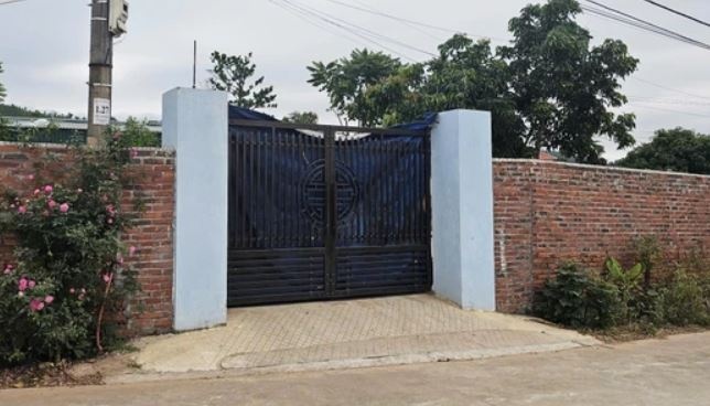 Bat Giam doc Trung tam xa hoi Hai Ha vu hoc vien tu vong hinh anh