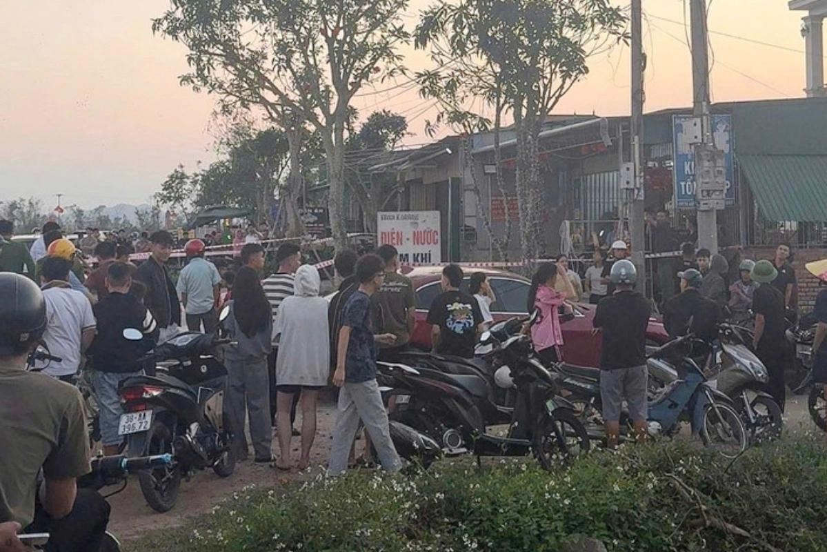 Mau thuan luc nhau tat nien, nguoi dan ong bi dam guc ngay truoc cua hinh anh