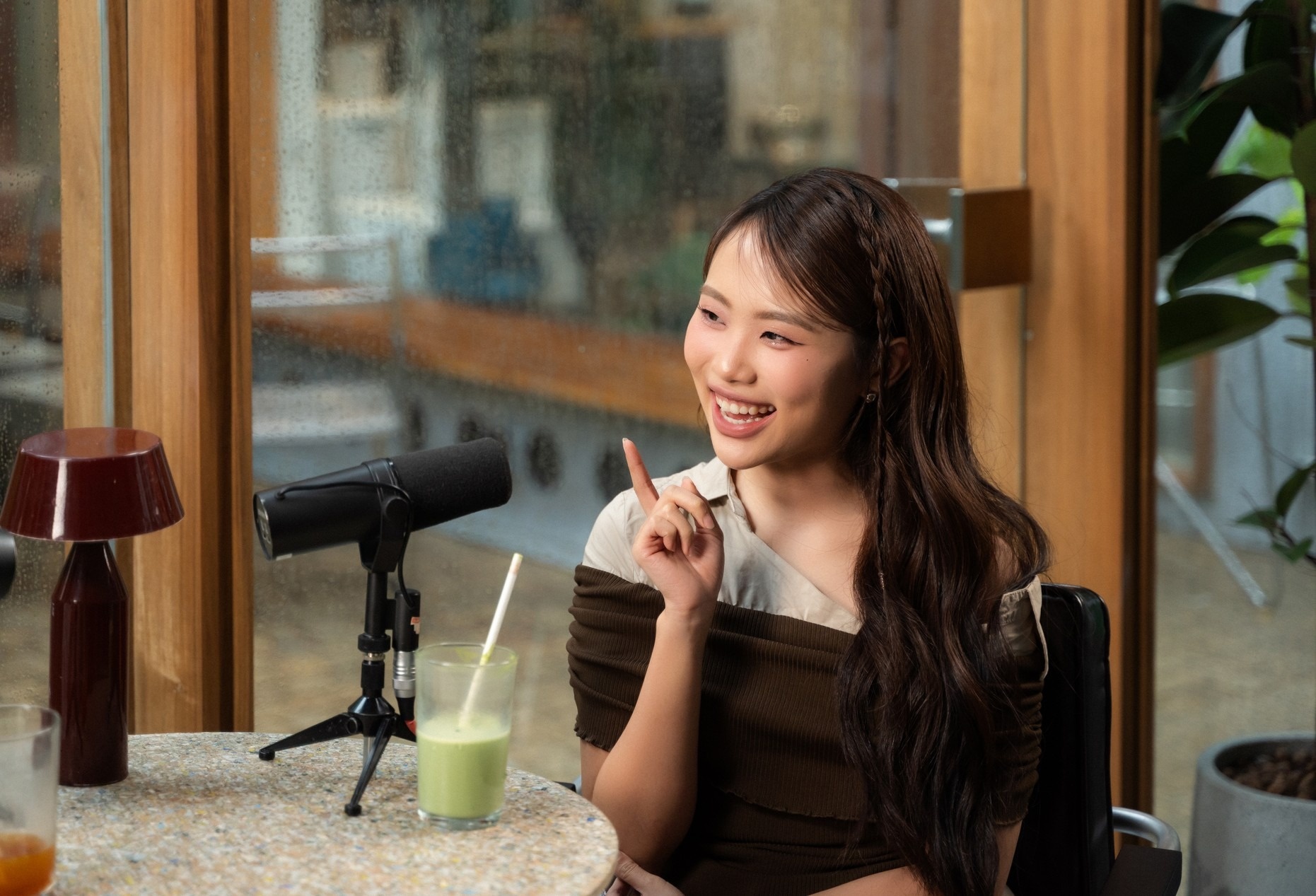 Chia se ve doc sach, Phuong My Chi, Ky Duyen nhan phan ung trai chieu hinh anh