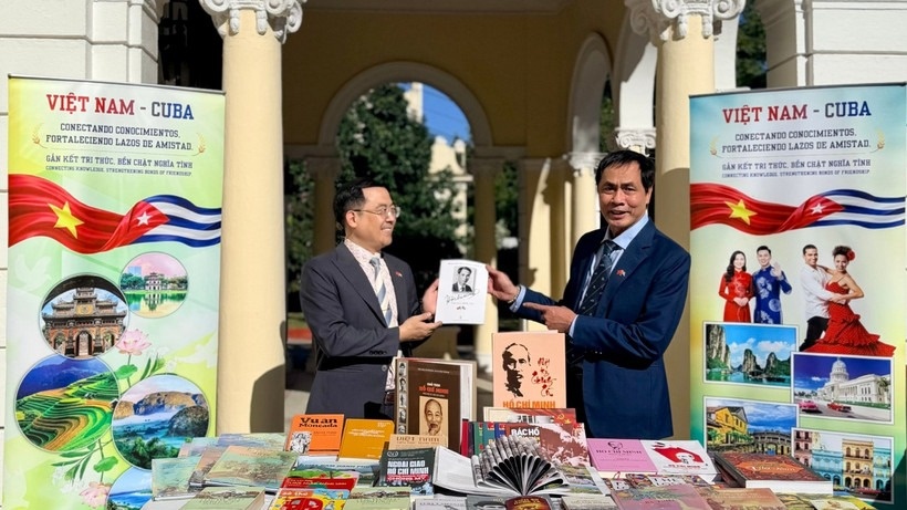 Nhung ngay khong the quen tren dat nuoc Cuba hinh anh