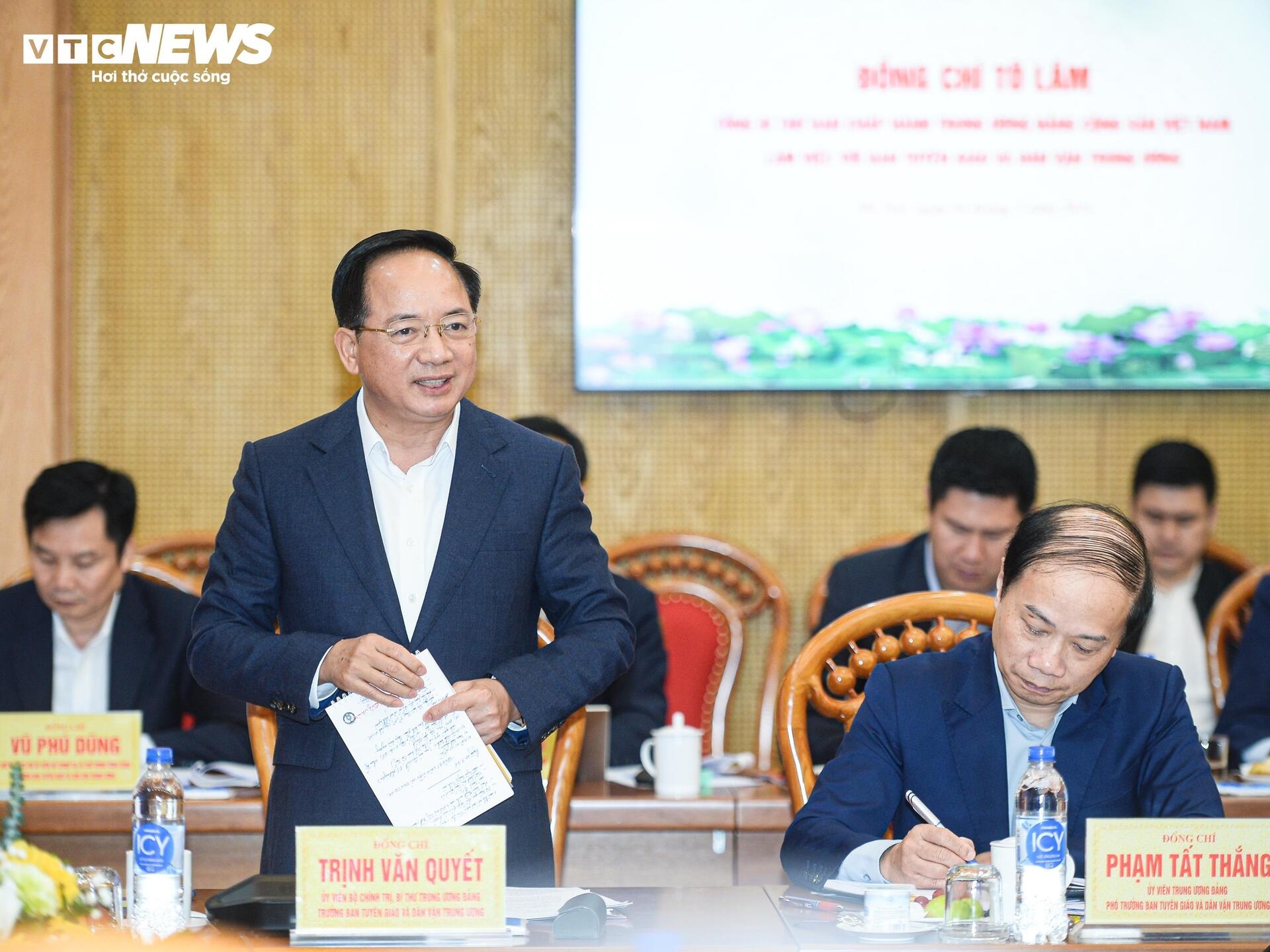 Ban Tuyen giao anh 11