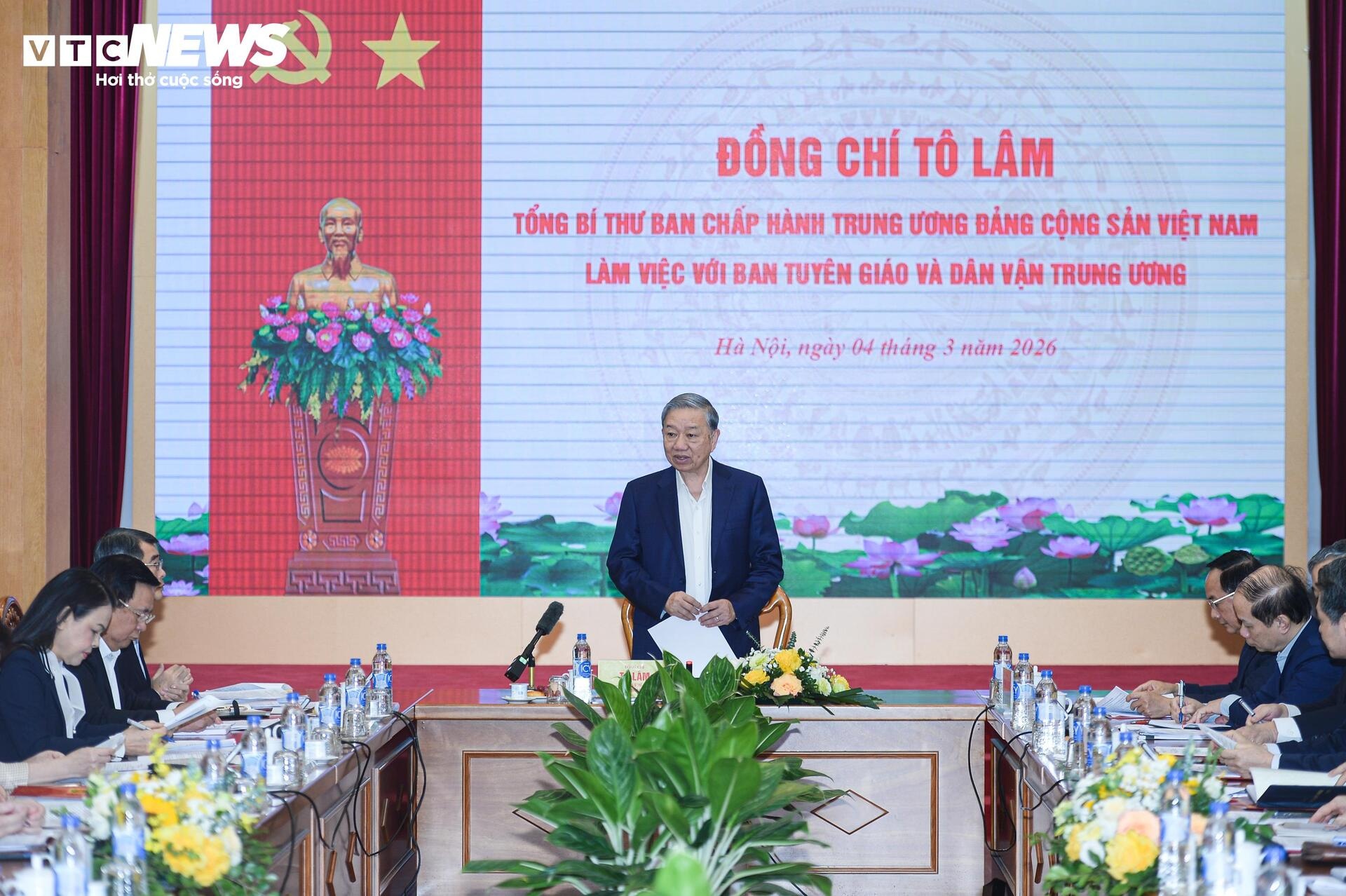 Ban Tuyen giao anh 6