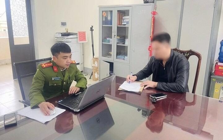 Vu do xe chan loi di con thach thuc 'do den mai': Tai xe nhan sai hinh anh