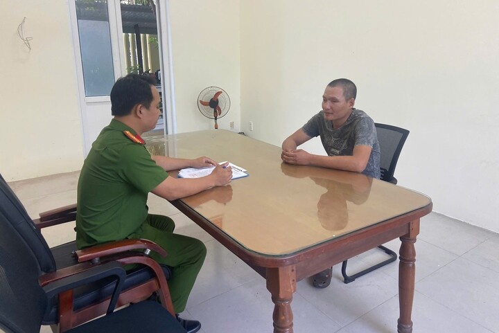 Ke cung dong bon giat sung, tan cong cong an o Da Nang ra dau thu hinh anh