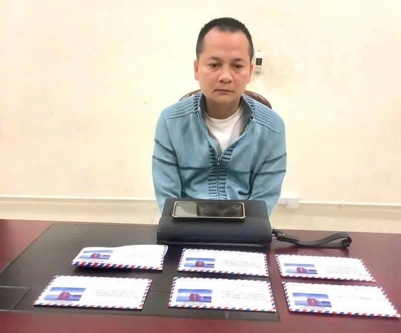 Bat doi tuong trom 300 trieu dong trong oto ngay mung 1 Tet hinh anh