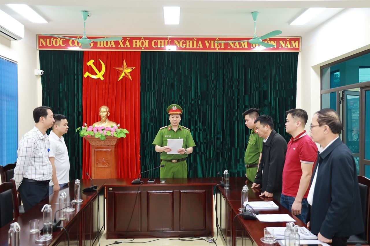 Chi huy truong anh 1