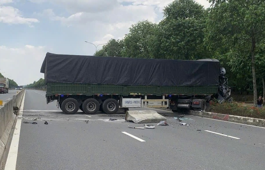 My Phuoc Tan Van anh 4