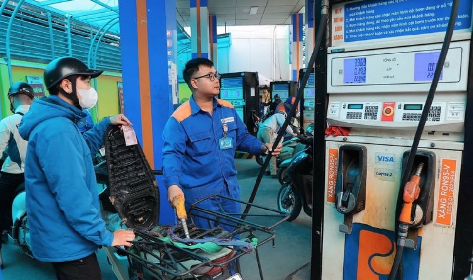 Khuyen cao nguoi dan khong tich tru xang, dau hinh anh