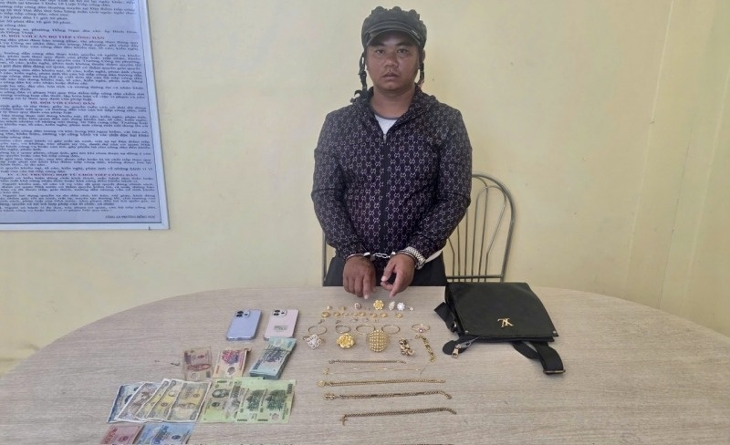 Trom dot nhap vao nha pha ket sat lay tai san tri gia hon 1 ty dong hinh anh