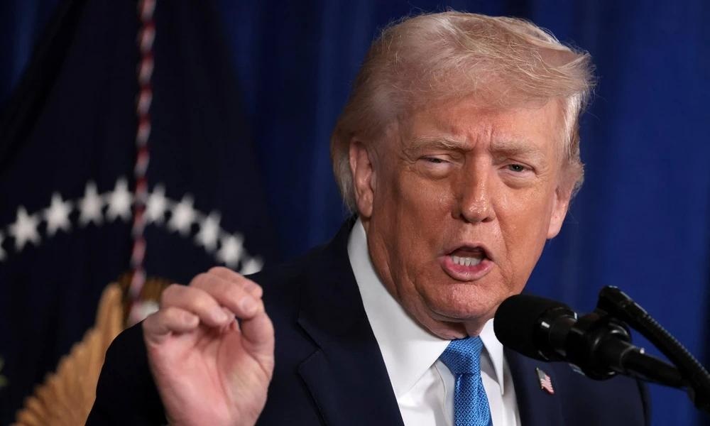 Tong thong My Donald Trump noi Nga co the dang giup do Iran hinh anh