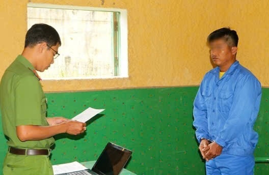 Khoi to doi tuong sat hai cha ruot o Dong Thap hinh anh