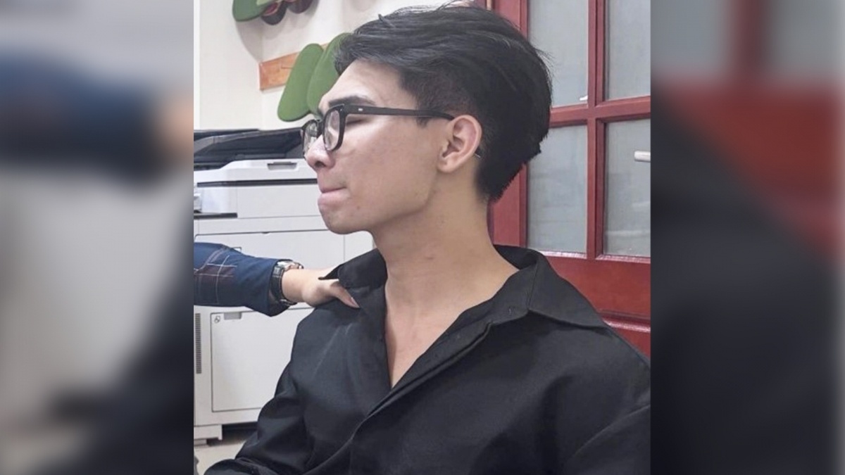 Doi tuong vua di tu ve vi toi trom cap, lai di cuop hinh anh