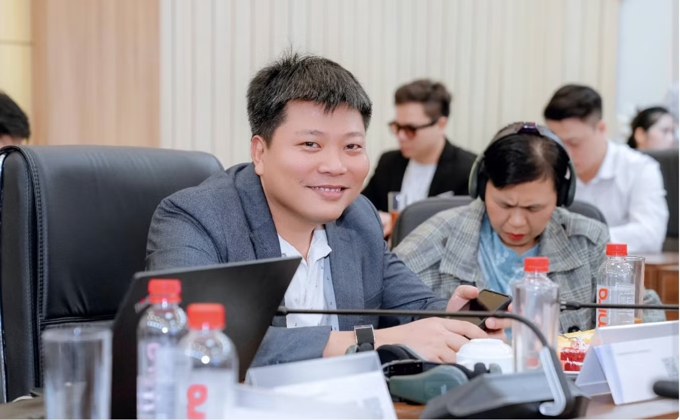 Lua dao tien ao ONUS: Thue KOLs dinh huong, loi keo nhieu nha dau tu hinh anh