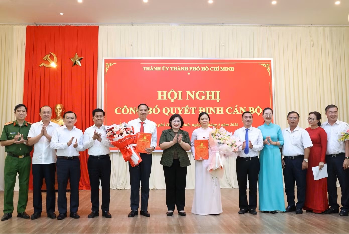 Thanh uy Tp.HCM anh 2