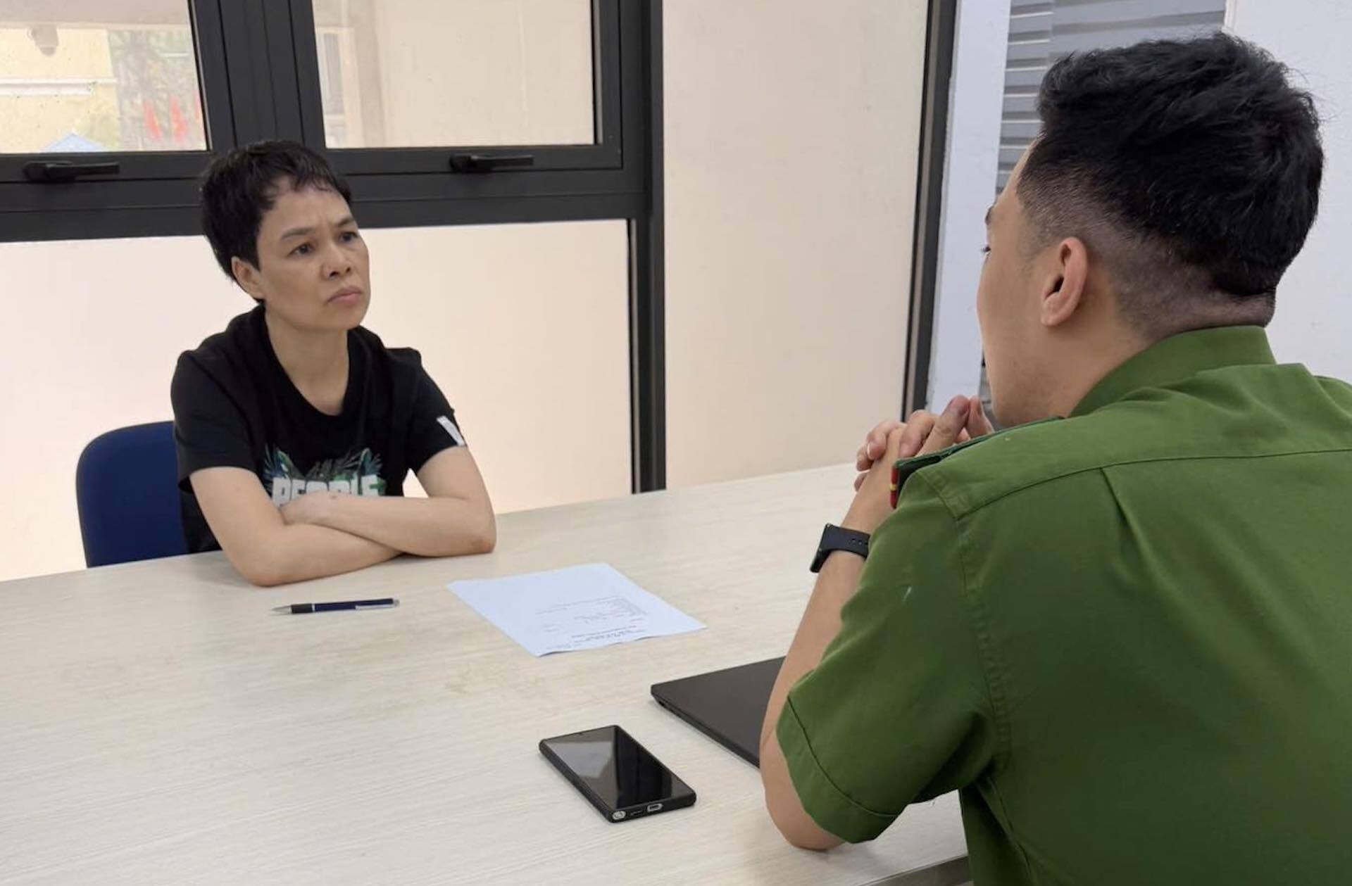 'Nu quai' chi 300 trieu dong thue 2 sat thu giet doi thu hinh anh