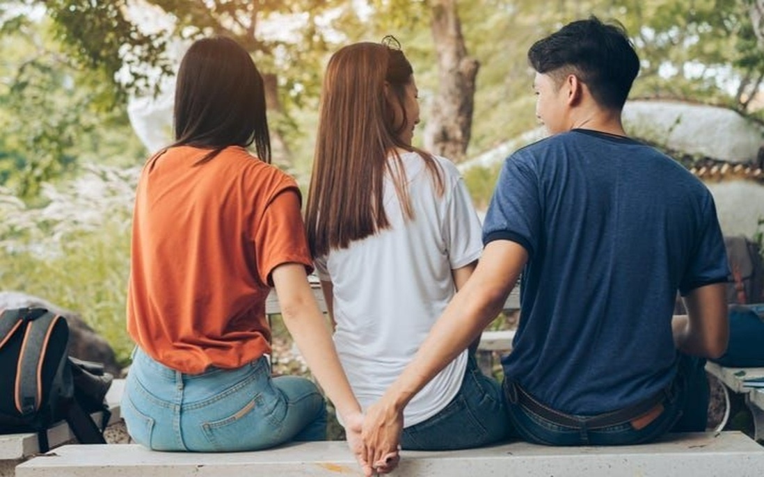 Hanh vi ngoai tinh se tang gap doi muc phat tu 18/5 hinh anh