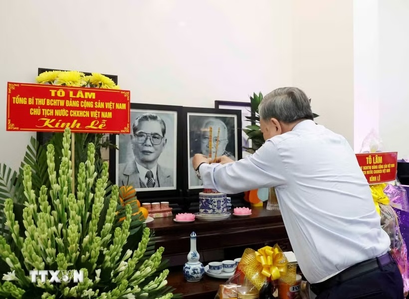 lanh dao tien boi anh 1