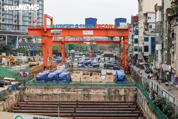 Pho vang Kim Ma anh 4