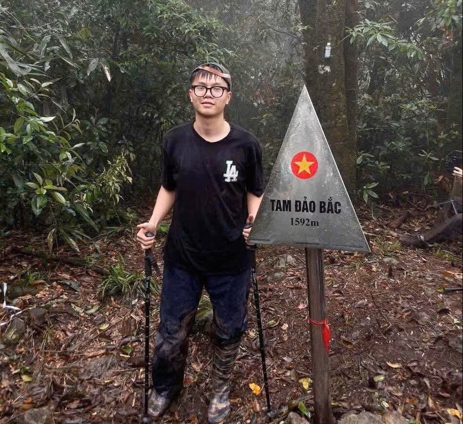 Nam sinh mat tich anh 1