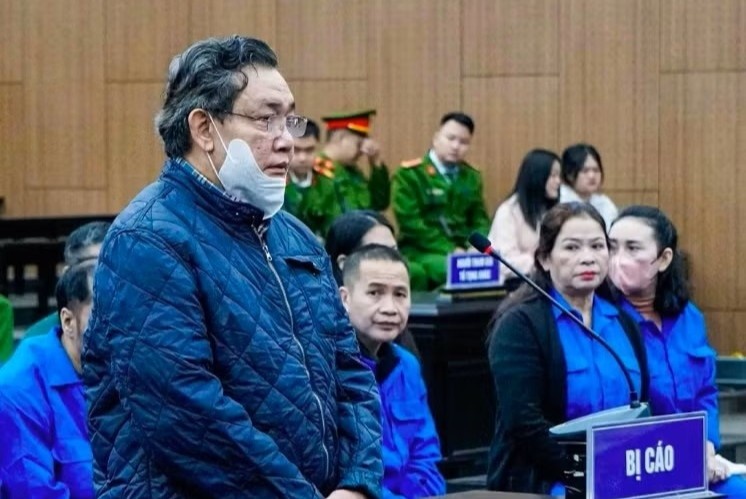 Cuu Pho chanh an Pham Tan Hoang bat ngo thua nhan hanh vi pham toi hinh anh