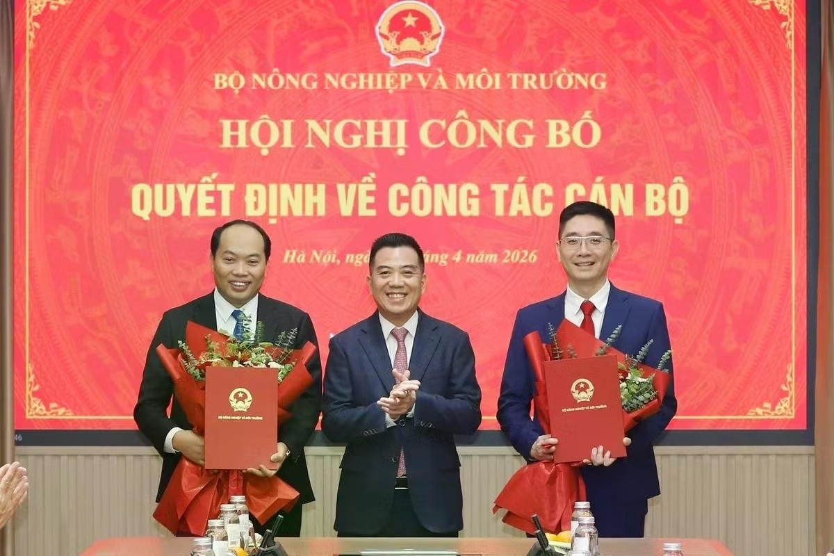 Dieu dong, bo nhiem nhan su Bo Xay dung, Bo Nong nghiep va Moi truong hinh anh