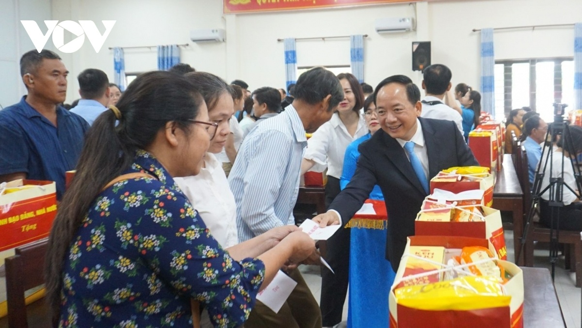 Ban Tuyen giao anh 4