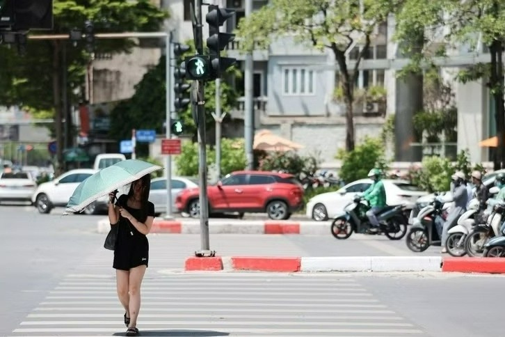 Thoi tiet dip le 30/4 ,1/5: Nhieu noi ngay nang, chieu toi mua dong hinh anh