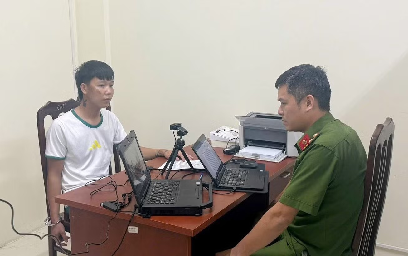 Phe ma tuy, hai doi tuong thong chot tong CSGT bi thuong hinh anh