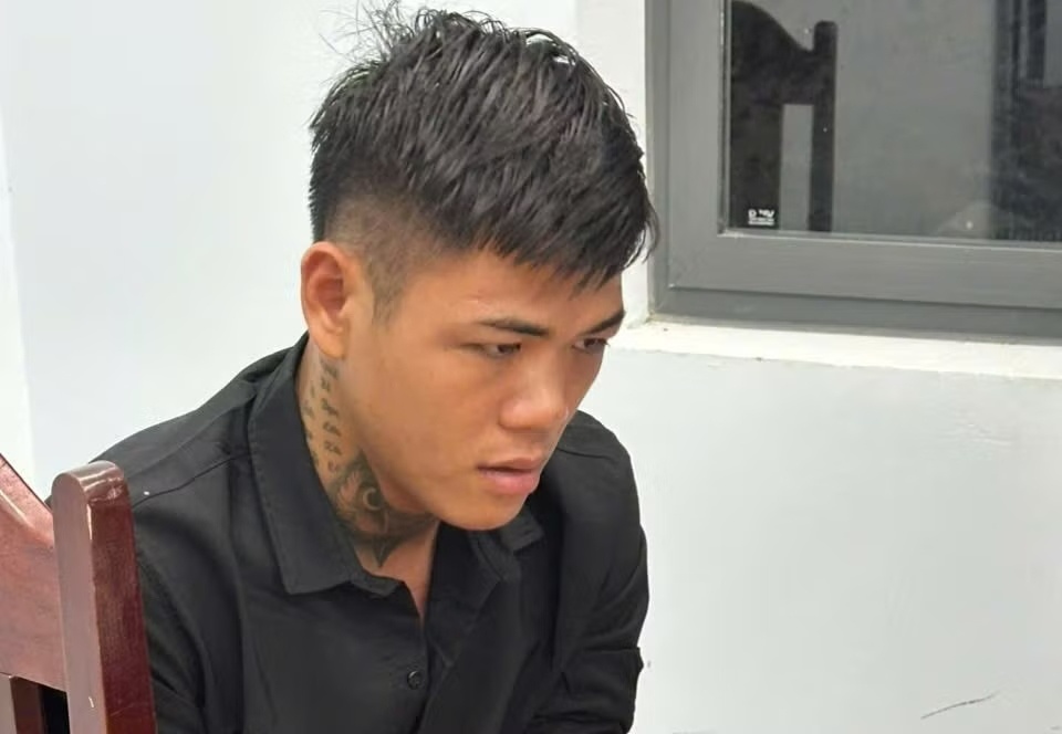 Ten cuop dung ma tau chong tra cong an hinh anh