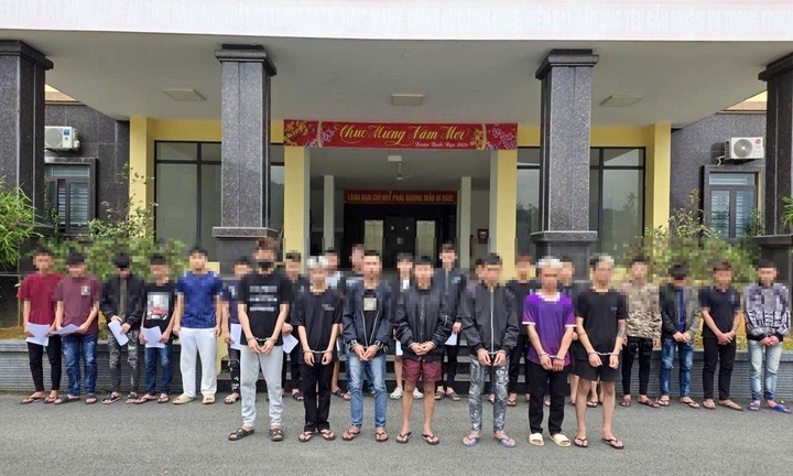 Khoi to 25 thanh thieu nien tu tap hon chien o Tuyen Quang hinh anh