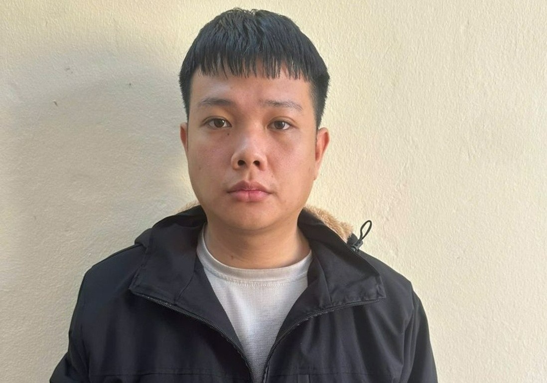 Bi khoi to vi ban 5 cay gay bi-a cua chu quan de tra no hinh anh