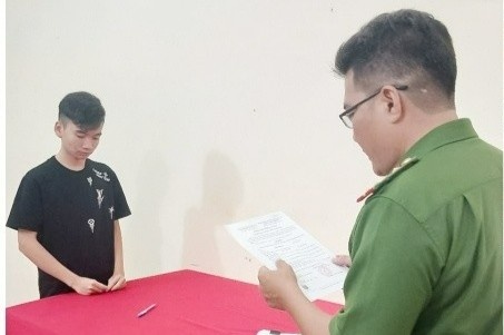 Xu ly 'da ca nhi' loi keo dong bon gay nao loan khu dan cu hinh anh