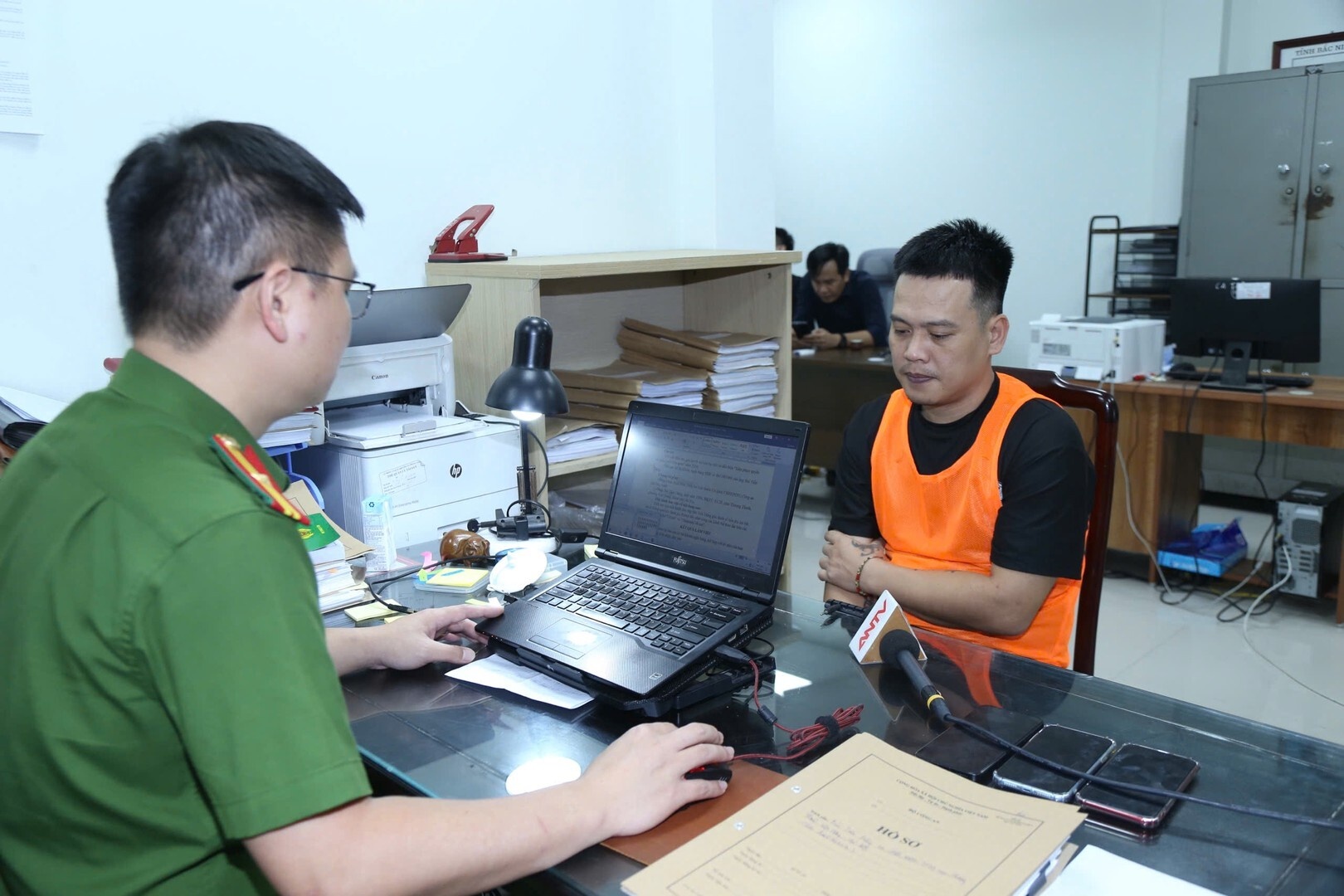 Thu doan tinh vi cua nhom dieu hanh website bong da lau 'Bun Cha TV' hinh anh