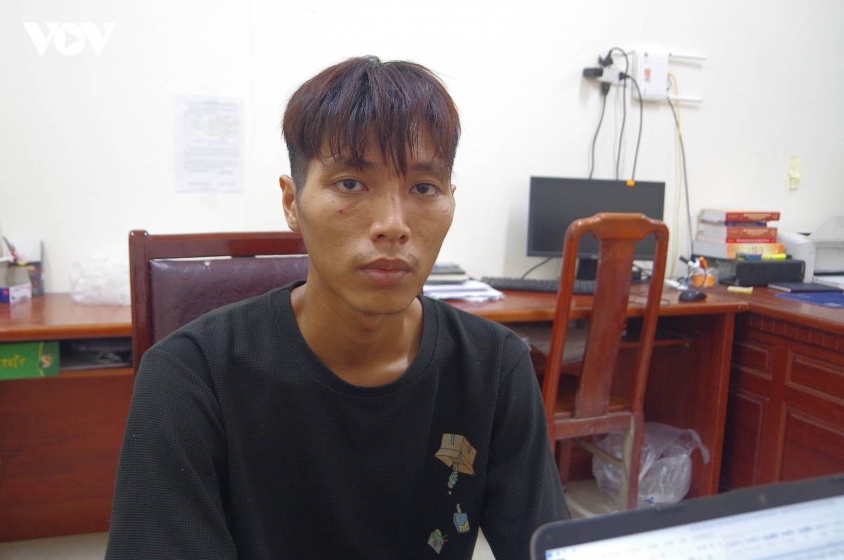 Xuyen dem truy bat ten cuop nguy hiem hinh anh