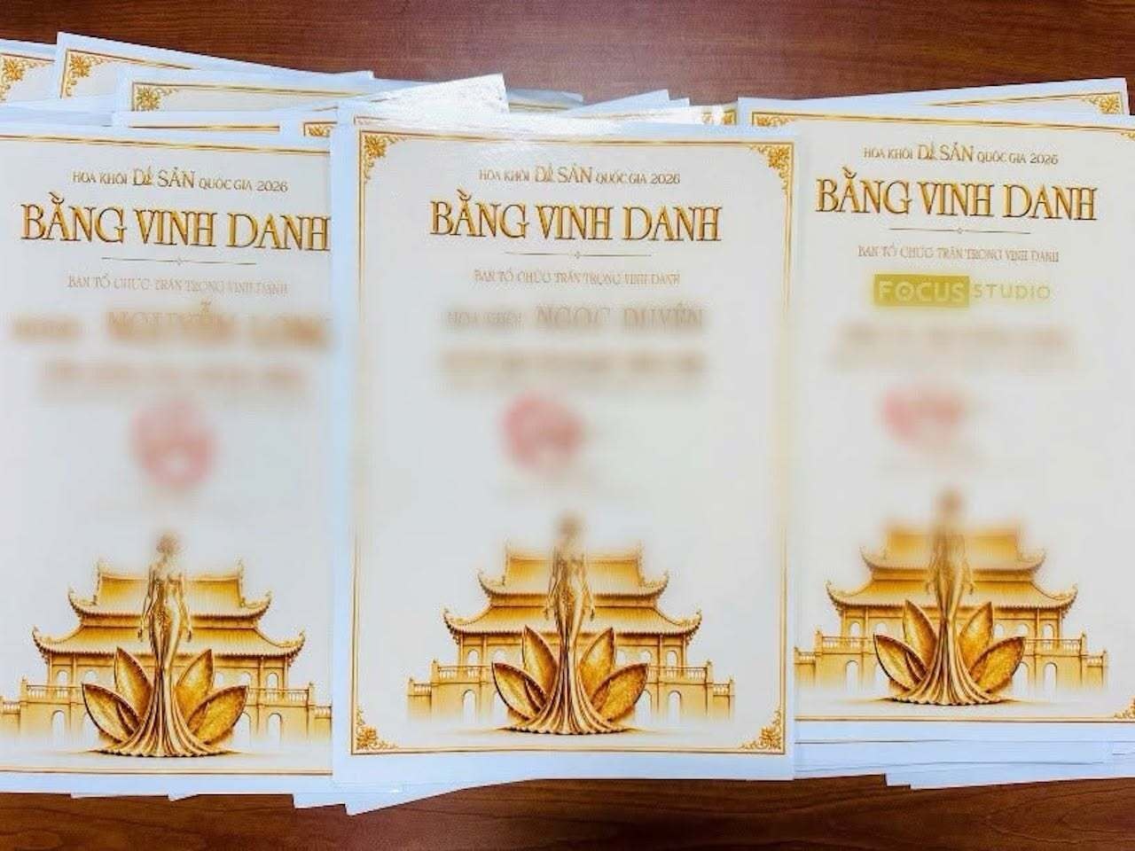 Phat 55 trieu dong don vi to chuc cuoc thi Hoa khoi Di san quoc gia khong phep hinh anh