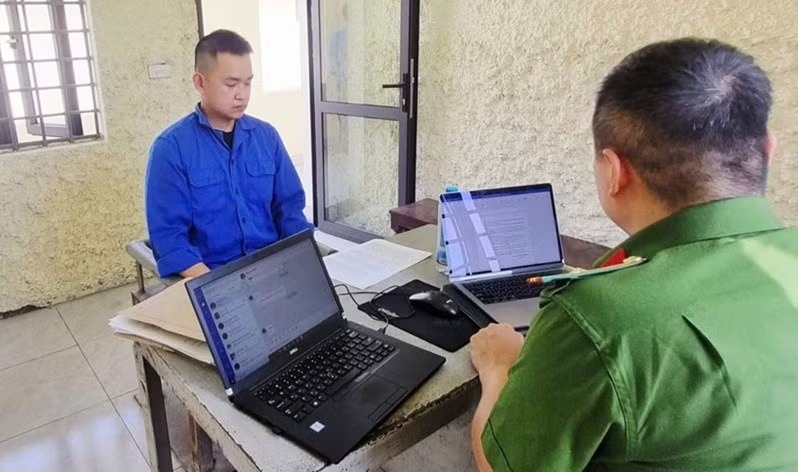 Khoi to 10 doi tuong lien quan website bong da lau ‘Bun Cha TV’ hinh anh