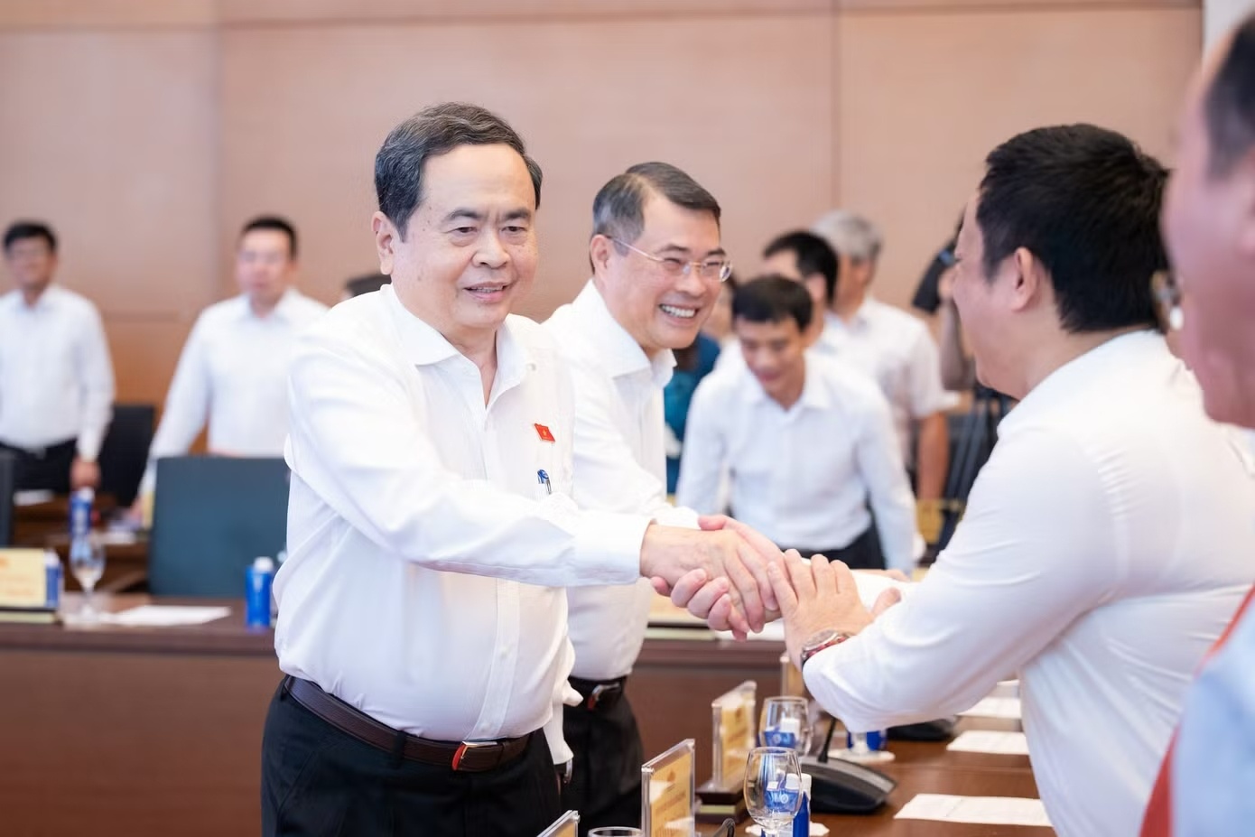 Chu tich Quoc hoi va Thu tuong gap mat lanh dao cac co quan bao chi hinh anh