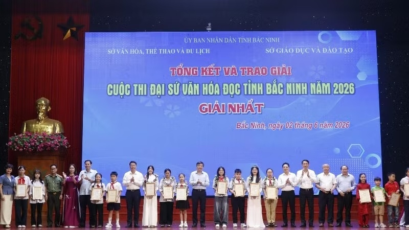 Bac Ninh khen thuong cac Dai su Van hoa doc tieu bieu nam 2026 hinh anh